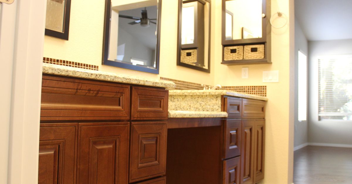 Bathroom & Flooring Remodel in North Las Vegas 2